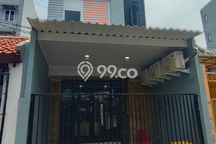 Unit Kost Dijual di Jakarta Barat Spesifikasi 16 Kamar Tidur dan Area Ramai Unit Kost Dijual di Jakarta Barat Spesifikasi 16 Kamar Tidur dan Area Ramai