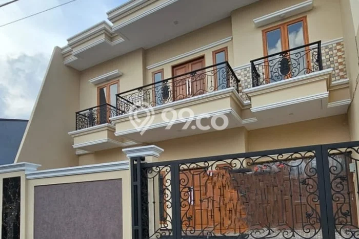 Rumah Elit Modern Siap Huni di Cipinang Jakarta Timur Rumah Elit Modern Siap Huni di Cipinang Jakarta Timur