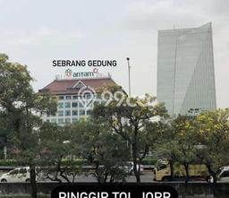 Ruko Disewa di Jakarta Selatan dengan LB 308m2 Area Komersial Ramai Ruko Disewa di Jakarta Selatan dengan LB 308m2 Area Komersial Ramai