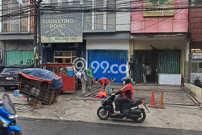 Lokasi Strategis! Dijual Ruko Bisnis di Ciputat, Tangerang Selatan Kondisi Baik Lokasi Strategis! Dijual Ruko Bisnis di Ciputat, Tangerang Selatan Kondisi Baik