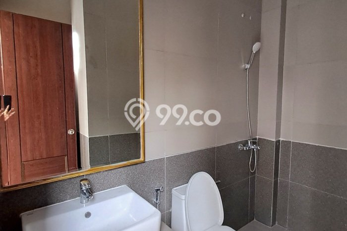 Lokasi Strategis! Dijual Kantor Bisnis di BSD, Tangerang Selatan Kondisi Bagus Lokasi Strategis! Dijual Kantor Bisnis di BSD, Tangerang Selatan Kondisi Bagus