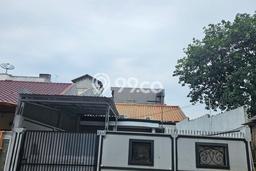 Rumah Elit Modern Tanpa Renovasi di Meruya Jakarta Barat Rumah Elit Modern Tanpa Renovasi di Meruya Jakarta Barat