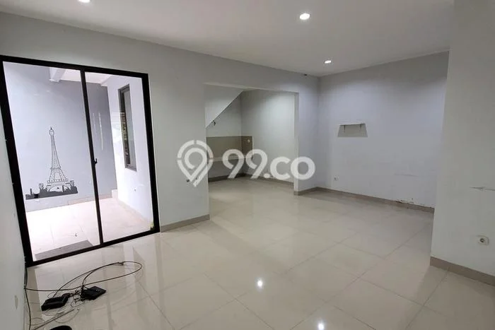 Disewakan! Rumah 3 Kamar Tidur &
3 Kamar Mandi di Gading Serpong Serenade Lake, Tangerang Disewakan! Rumah 3 Kamar Tidur &
3 Kamar Mandi di Gading Serpong Serenade Lake, Tangerang