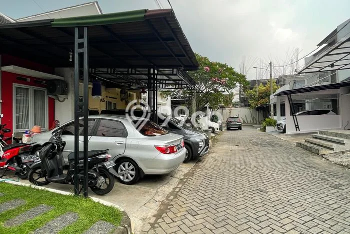 Rumah Minimalis 2 KT di Bintaro Tangerang Selatan Semi Furnished Rumah Minimalis 2 KT di Bintaro Tangerang Selatan Semi Furnished