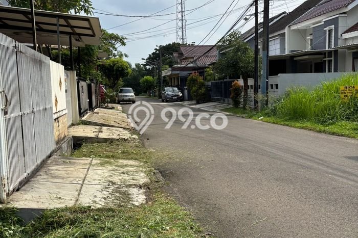 Tanah Kosong Dijual di Tangerang Selatan dengan Area 279m2 Tanah Kosong Dijual di Tangerang Selatan dengan Area 279m2