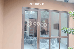 Disewakan! Rumah 3 Kamar Tidur &
2 Kamar Mandi di BSD City, Tangerang Disewakan! Rumah 3 Kamar Tidur &
2 Kamar Mandi di BSD City, Tangerang