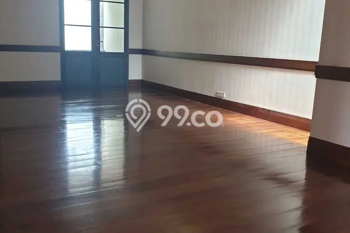 Rumah Modern Dikontrakkan di Menteng Jakarta Pusat Lokasi Sangat Strategis Rumah Modern Dikontrakkan di Menteng Jakarta Pusat Lokasi Sangat Strategis