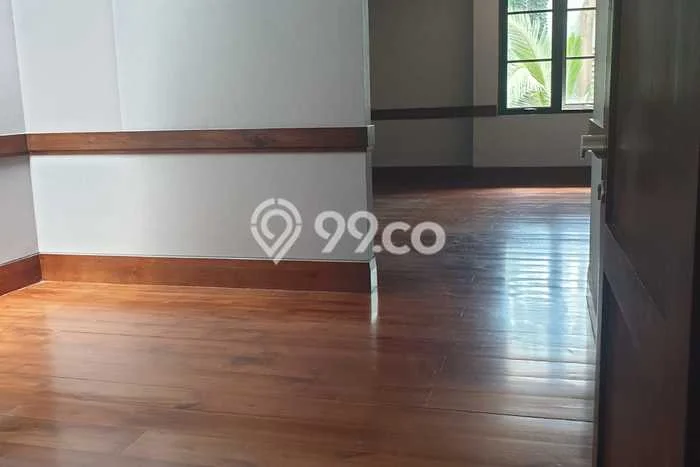 Rumah Modern Dikontrakkan di Menteng Jakarta Pusat Lokasi Sangat Strategis Rumah Modern Dikontrakkan di Menteng Jakarta Pusat Lokasi Sangat Strategis