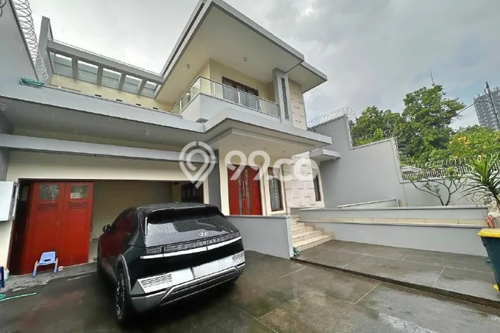 Hunian Modern Dikontrakkan 4 Kamar di Menteng Bisa Nego Hunian Modern Dikontrakkan 4 Kamar di Menteng Bisa Nego