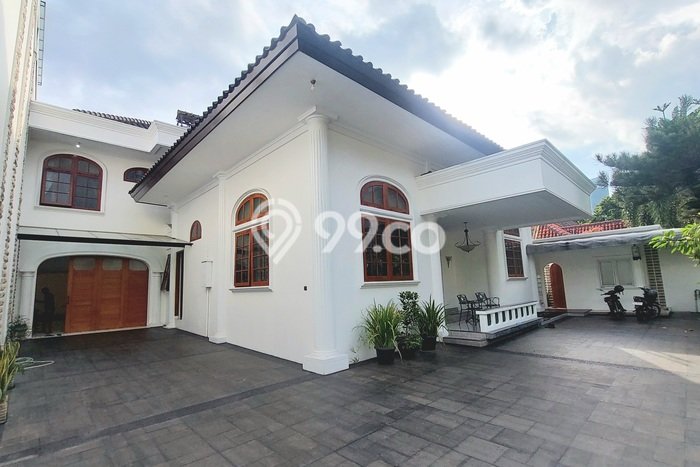 Hunian Modern Dikontrakkan 5 Kamar di Menteng Bisa Nego Hunian Modern Dikontrakkan 5 Kamar di Menteng Bisa Nego