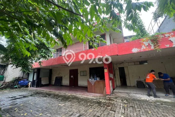 Lokasi terbaik! Rumah siap pakai dikontrakkan di Menteng LB 600m2 Lokasi terbaik! Rumah siap pakai dikontrakkan di Menteng LB 600m2
