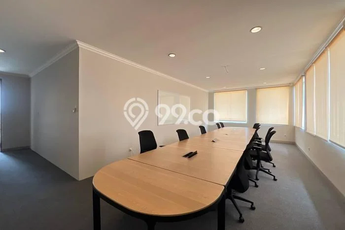 Disewakan Kantor komersial di Menteng luas bangunan 1178m2 Disewakan Kantor komersial di Menteng luas bangunan 1178m2