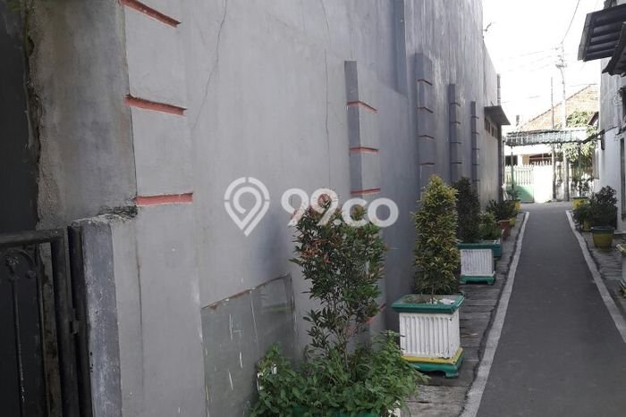 Rumah Kost Dijual Lokasi Menteng, Jakarta Pusat, 22 Kamar Tidur, 20 Kamar Mandi, 600m2 Rumah Kost Dijual Lokasi Menteng, Jakarta Pusat, 22 Kamar Tidur, 20 Kamar Mandi, 600m2