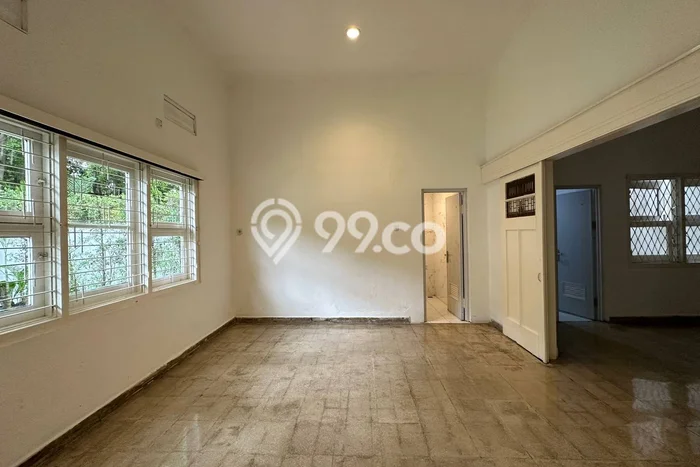 Sewa Rumah Nyaman di Menteng Siap Pakai dan Strategis Sewa Rumah Nyaman di Menteng Siap Pakai dan Strategis