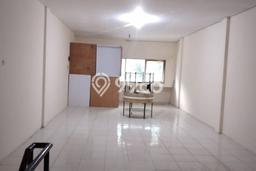 Disewakan Ruko di Kawasan Ramai Gandaria Luas 200m2 Disewakan Ruko di Kawasan Ramai Gandaria Luas 200m2