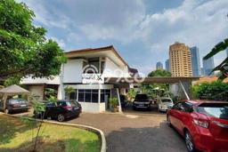 Rumah Elit Modern Tanpa Renovasi di Senayan Jakarta Selatan Rumah Elit Modern Tanpa Renovasi di Senayan Jakarta Selatan