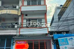 FOR RENT! Ruko di Mangga Besar Cocok untuk Bisnis 330m2 FOR RENT! Ruko di Mangga Besar Cocok untuk Bisnis 330m2