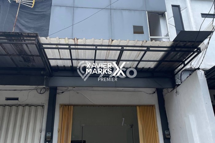 Ruko Dijual di Malang LT 125m2 & LB 120m2 Lokasi Terbaik! Ruko Dijual di Malang LT 125m2 & LB 120m2 Lokasi Terbaik!