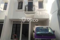 Rumah Strategis Minimalis Lb 80m2 di Jagakarsa, Jakarta Selatan Rumah Strategis Minimalis Lb 80m2 di Jagakarsa, Jakarta Selatan