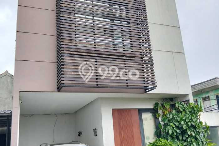 Jual Rumah Bagus Siap Huni LB 170m2 di Cipayung, Jakarta Timur Jual Rumah Bagus Siap Huni LB 170m2 di Cipayung, Jakarta Timur