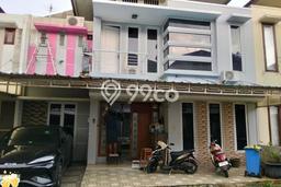 Rumah Cantik Siap Pakai Di Jagakarsa Luas 200m2 Aman Rumah Cantik Siap Pakai Di Jagakarsa Luas 200m2 Aman
