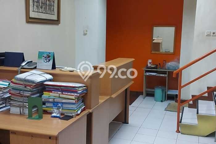 Ruko Komersial Dijual di Menteng Jakarta Pusat LT 96m2 & LB 245m2 Ruko Komersial Dijual di Menteng Jakarta Pusat LT 96m2 & LB 245m2