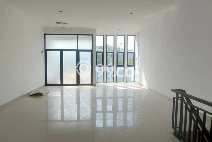 Ruko untuk Disewa di Pusat Bandung Luas Bangunan 150m2 Ruko untuk Disewa di Pusat Bandung Luas Bangunan 150m2