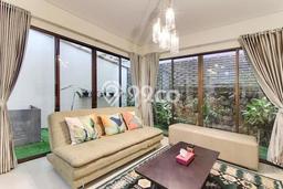 For Sale! Premium House LT 136m2 Desain Elegan di Dago For Sale! Premium House LT 136m2 Desain Elegan di Dago