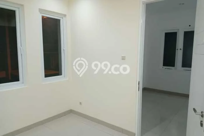 Disewakan! Rumah 3 Kamar Tidur &
2 Kamar Mandi di Permata Buana, Jakarta Barat Disewakan! Rumah 3 Kamar Tidur &
2 Kamar Mandi di Permata Buana, Jakarta Barat