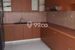 Rumah Sewa Jakarta Barat LT 200m2 LB 200m2 Area Puri Indah Rumah Sewa Jakarta Barat LT 200m2 LB 200m2 Area Puri Indah