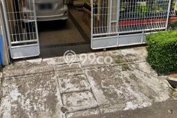 Rumah Disewakan Tangerang Selatan LT 250m2 LB 203m2 Area Bintaro Rumah Disewakan Tangerang Selatan LT 250m2 LB 203m2 Area Bintaro