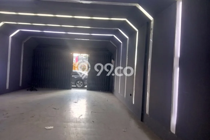 Gudang untuk Disewa di Pusat Jakarta Selatan Luas Bangunan 375m2 Gudang untuk Disewa di Pusat Jakarta Selatan Luas Bangunan 375m2