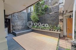 Area Ramai! Ruko Dijual di Kebayoran Baru untuk Bisnis Luas Bangunan 700m2 Area Ramai! Ruko Dijual di Kebayoran Baru untuk Bisnis Luas Bangunan 700m2