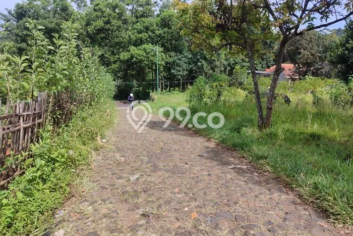 Lahan Kosong Dijual di Bandung dengan Area 182m2 Lahan Kosong Dijual di Bandung dengan Area 182m2