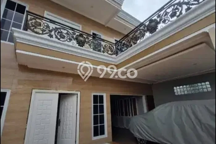 Dijual Rumah Mewah Megah Dengan View Cantik di Modernland, Tangerang Dijual Rumah Mewah Megah Dengan View Cantik di Modernland, Tangerang