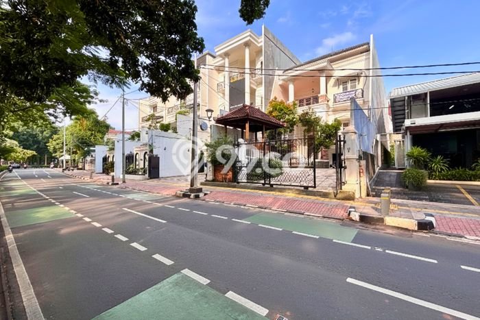 Hunian 6 Kamar Siap Huni Disewakan di Tebet Harga Kompetitif Hunian 6 Kamar Siap Huni Disewakan di Tebet Harga Kompetitif
