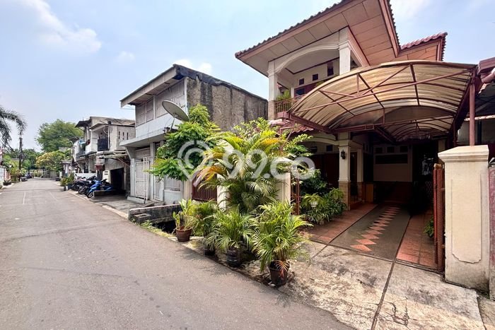Hot Offer Hunian Premium Ideal dan Luas di Tebet, Jakarta Selatan Hot Offer Hunian Premium Ideal dan Luas di Tebet, Jakarta Selatan