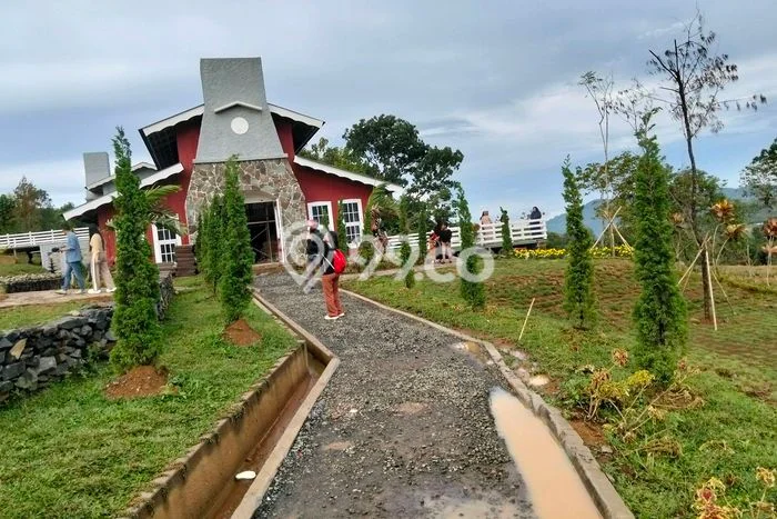 Kavling Tanah untuk Dijual di Summarecon Bogor, Bogor, Luas 1000m2 Kavling Tanah untuk Dijual di Summarecon Bogor, Bogor, Luas 1000m2
