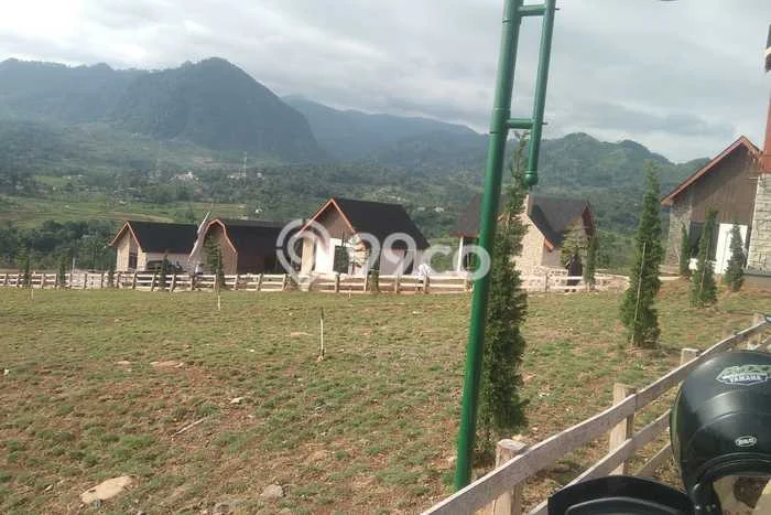 Kavling Tanah untuk Dijual di Kota Wisata, Bogor, Luas 1000m2 Kavling Tanah untuk Dijual di Kota Wisata, Bogor, Luas 1000m2