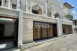 Rumah Elit Modern Siap Huni di Pejaten Jakarta Selatan Rumah Elit Modern Siap Huni di Pejaten Jakarta Selatan