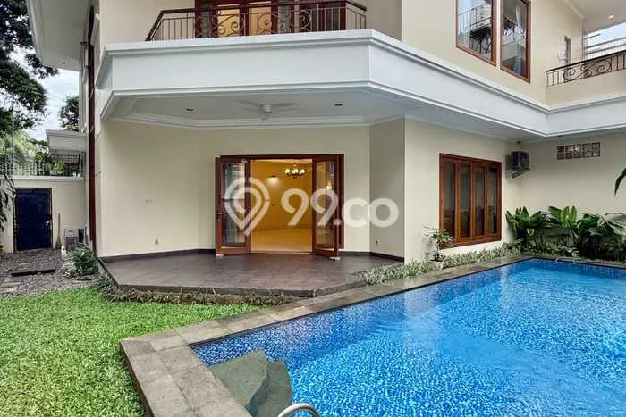 Sewa Rumah Strategis di Pondok Indah LT 450m2 / LB 400m2 Siap Huni Sewa Rumah Strategis di Pondok Indah LT 450m2 / LB 400m2 Siap Huni