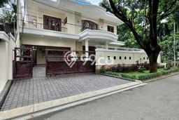 Sewa Rumah Strategis di Pondok Indah LT 450m2 / LB 400m2 Siap Huni Sewa Rumah Strategis di Pondok Indah LT 450m2 / LB 400m2 Siap Huni