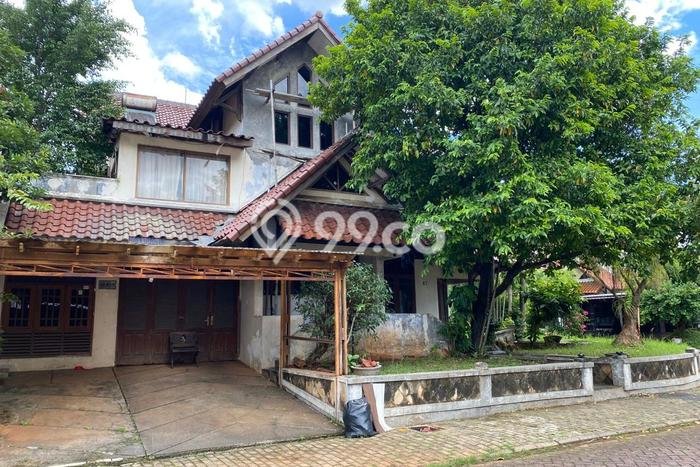 Dijual Rumah Luas Elegan Dengan View Eksklusif di Lebak Bulus, Jakarta Selatan Dijual Rumah Luas Elegan Dengan View Eksklusif di Lebak Bulus, Jakarta Selatan