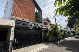 Rumah Elit Modern Tanpa Renovasi di Lebak Bulus Jakarta Selatan Rumah Elit Modern Tanpa Renovasi di Lebak Bulus Jakarta Selatan