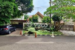 Siap Huni Hunian Elit 8 Kamar di Menteng Dekat ke Mana Saja Siap Huni Hunian Elit 8 Kamar di Menteng Dekat ke Mana Saja