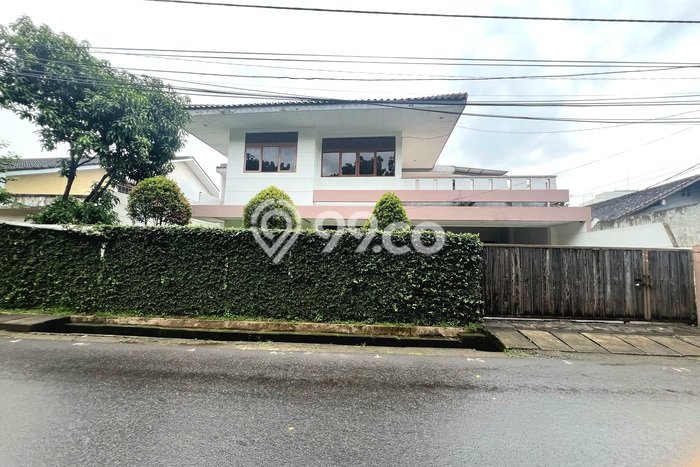 Rumah Elit LB 700m2 Siap Pakai Desain Elegan di Mampang, Jakarta Selatan Rumah Elit LB 700m2 Siap Pakai Desain Elegan di Mampang, Jakarta Selatan