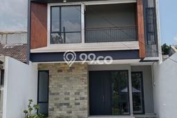 Jual Rumah Luas Megah Dengan View Cantik di Graha Raya Bintaro, Tangerang Selatan Jual Rumah Luas Megah Dengan View Cantik di Graha Raya Bintaro, Tangerang Selatan