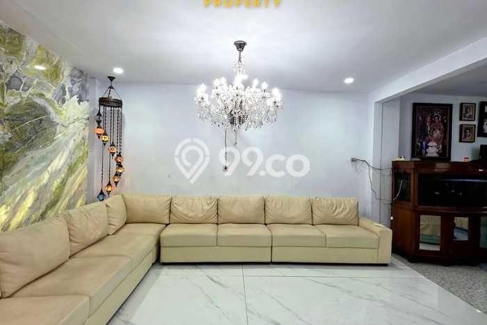 Hunian Mewah Dijual LT 685m2 di Menteng, Jakarta Pusat Hunian Mewah Dijual LT 685m2 di Menteng, Jakarta Pusat