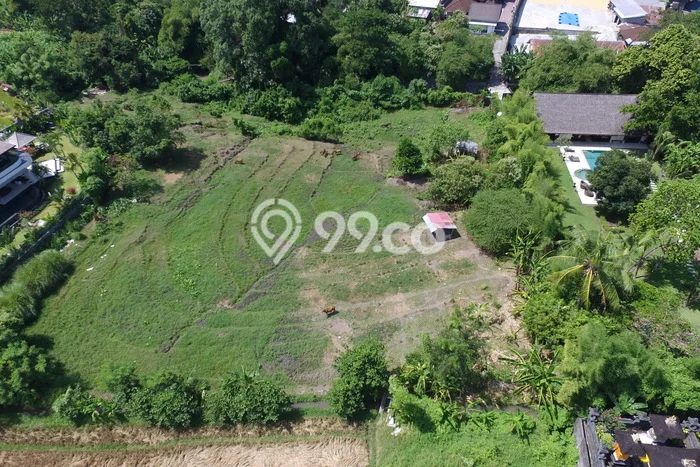 Dijual Tanah Lokasi Kerobokan, Badung Seluas 4550m2 Dijual Tanah Lokasi Kerobokan, Badung Seluas 4550m2