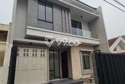 For Sale! Premium House LT 200m2 Desain Modern di Manyar For Sale! Premium House LT 200m2 Desain Modern di Manyar